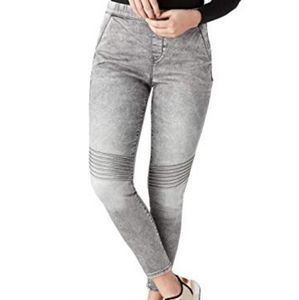 Levi high rise jeggings